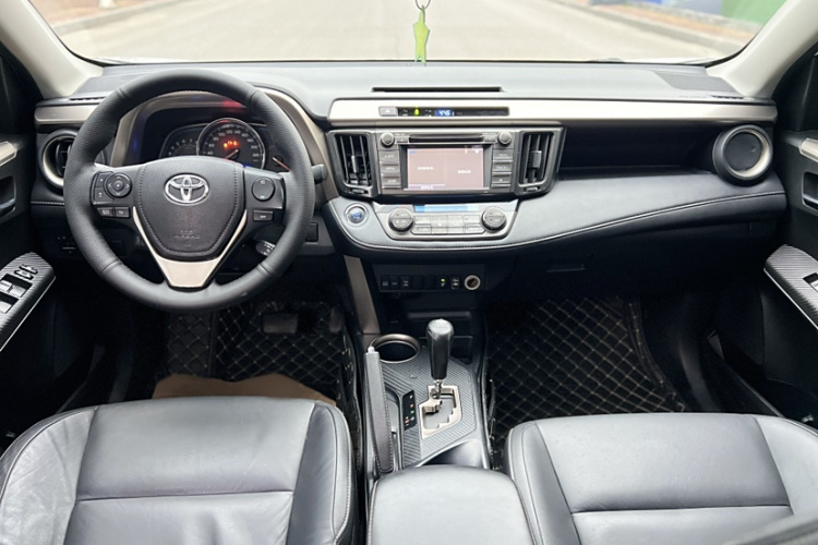 领克01 2017款 2.0T 四驱劲Pro版中控内饰7003