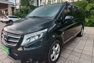 奔驰 威霆 2020款 2.0T 精英版 7座