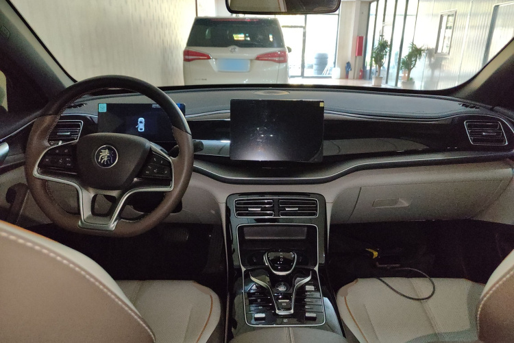 比亚迪 秦PLUS 2023款 冠军版 EV 420KM超越型中控内饰12