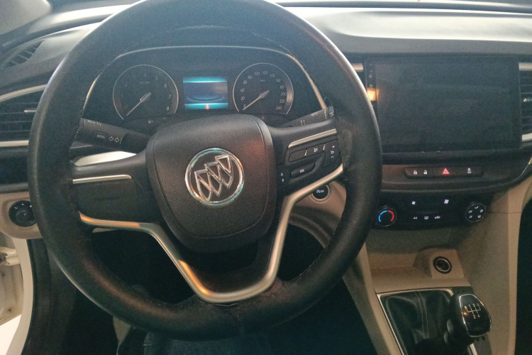 别克 英朗 2016款 15N 手动精英型中控内饰12