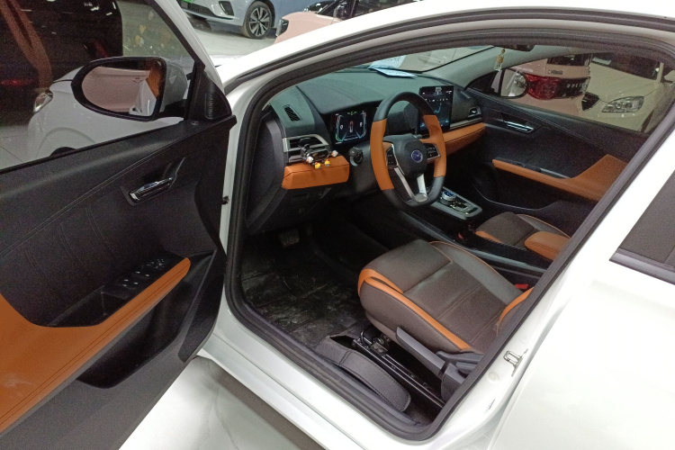 比亚迪e2 2021款 豪华型中控内饰20