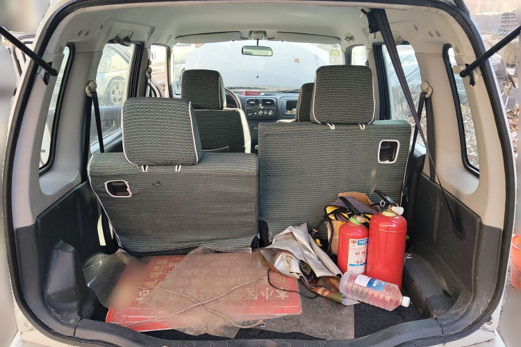 铃木 北斗星 2016款 1.4L 手动超值型中控内饰23