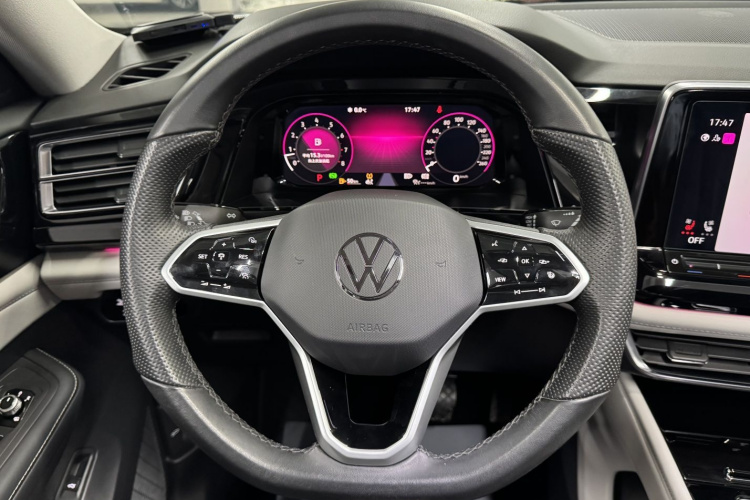 大众 途昂 2022款 530 V6 四驱尊崇旗舰版中控内饰7007