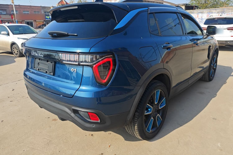 领克01 2017款 2.0T 两驱耀Pro版车身外观6005