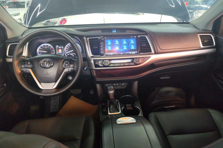 丰田 汉兰达 2018款 2.0T 四驱豪华版 7座 国VI中控内饰12