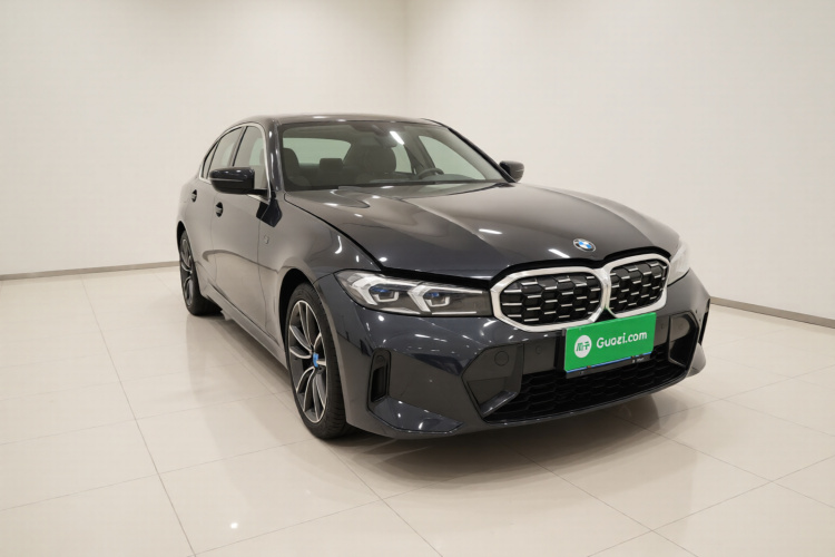 宝马3系 2024款 325Li M运动套装车身外观3