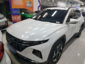 现代 2023款 途胜L 1.5T 自动两驱LUX尊贵版