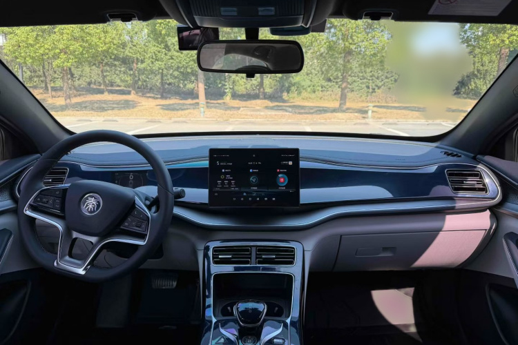 比亚迪 秦PLUS 2021款 EV 400KM 豪华型中控内饰7004