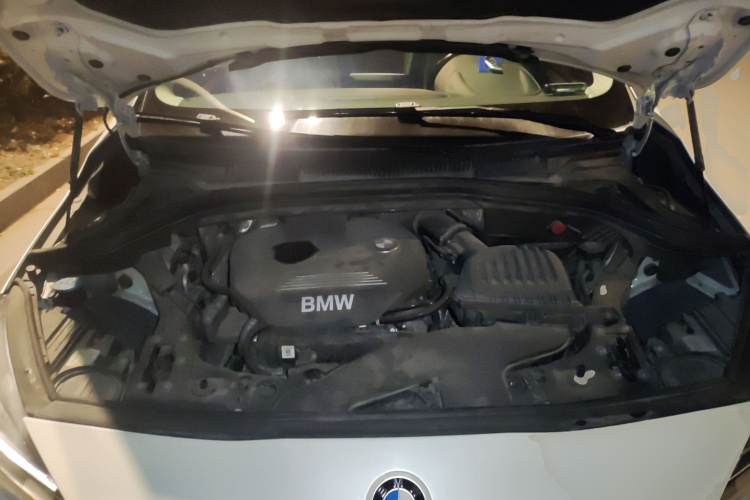 宝马2系旅行车 2016款 218i 领先型局部细节24