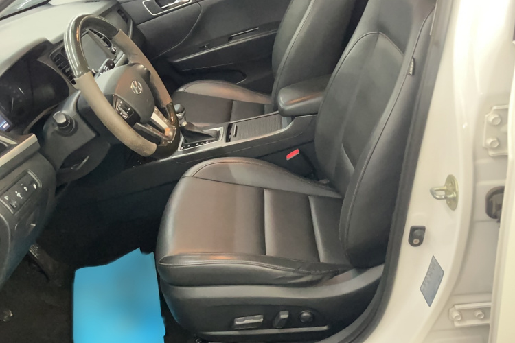 现代 名图 2019款 1.8L 自动智能型GLS纪念款 国VI局部细节19