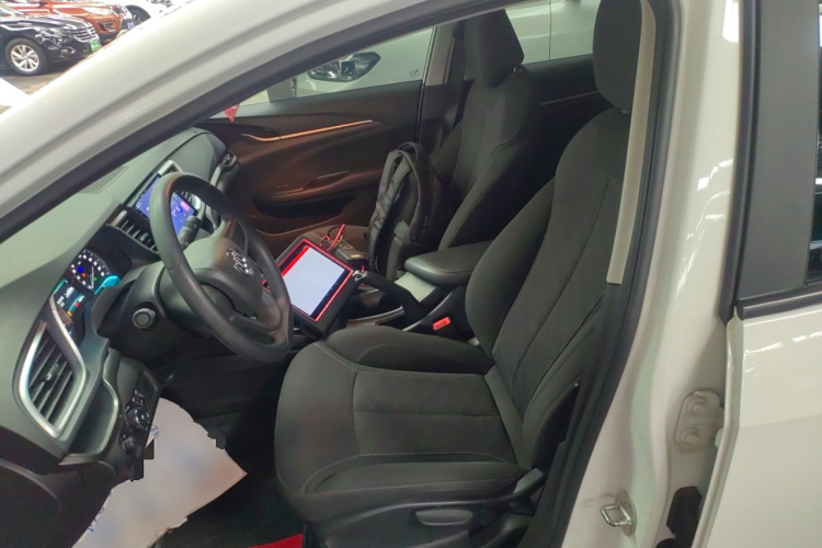 别克 英朗 2021款 改款 典范 1.5L 自动进取型中控内饰19