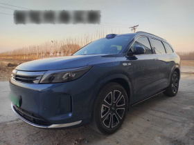 鸿蒙智行 问界M7 2024款 1.5T 智驾后驱Ultra版 5座