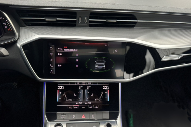 奥迪A6L 2022款 45 TFSI 臻选动感型中控内饰7009