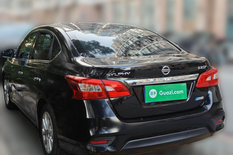 日产 轩逸 2019款 1.6XV CVT智联尊享版 国VI车身外观5