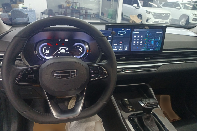 吉利汽车 帝豪 2023款 第4代冠军版 1.5L CVT尊贵型中控内饰12