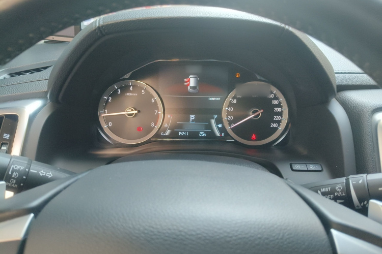 本田UR-V 2017款 370TURBO 两驱尊贵版 国V局部细节14