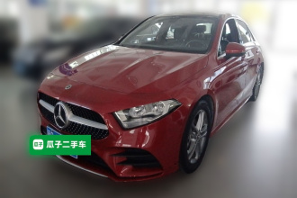 奔驰A级 2022款 A 180 L 运动轿车