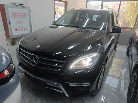 奔驰M级 2014款 ML 320 4MATIC
