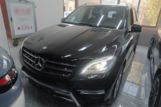 奔驰M级 2014款 ML 320 4MATIC