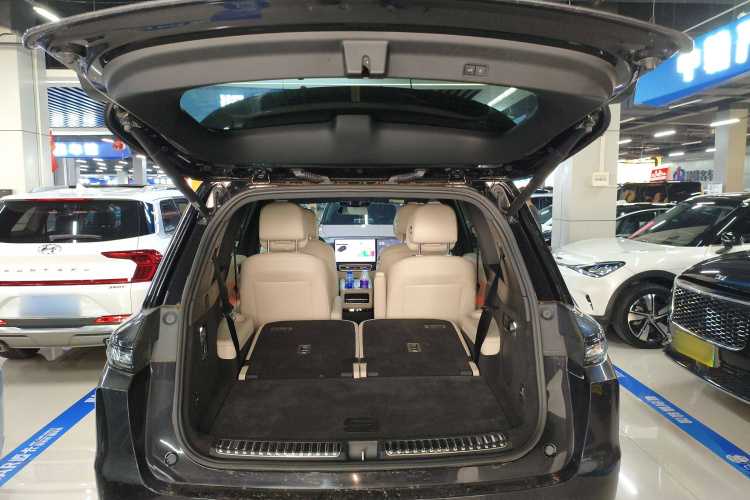 理想汽车 理想L9 2022款 Max机舱底盘23