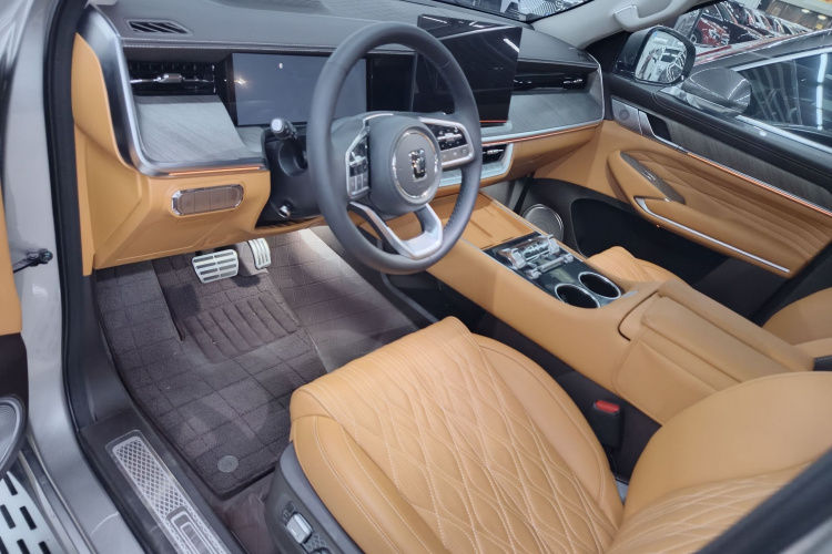 坦克500新能源 2026款 Hi4-Z 智享版中控内饰7004