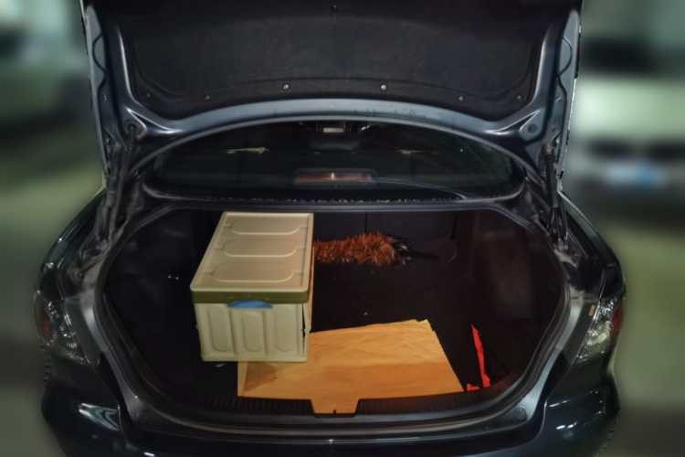 马自达6 2013款 2.0L 自动时尚型中控内饰23