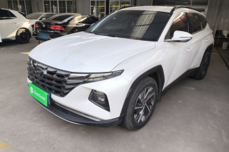 现代 2023款 途胜L 1.5T 自动两驱GLX精英版