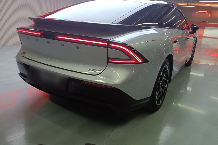 小鹏P7+ 2024款 超长续航 Max车身外观6005