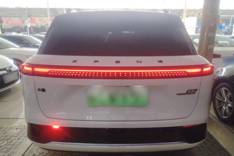 小鹏G9 2022款 650 性能版Max车身外观6