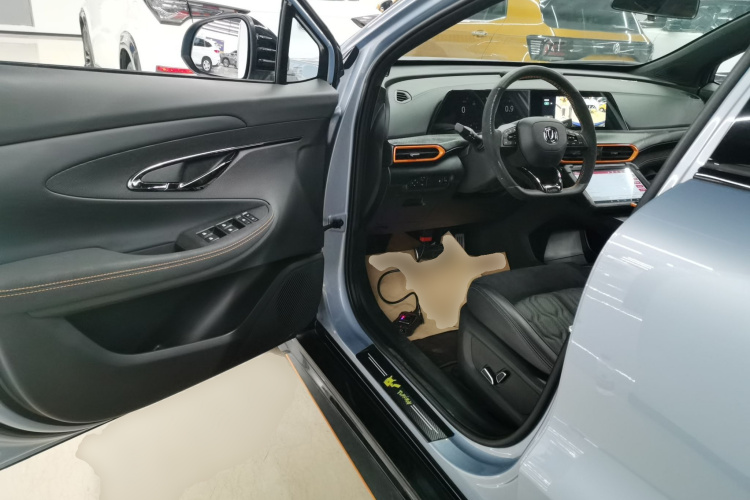 长安UNI-T 2022款 1.5T 运动版 尊贵型中控内饰20