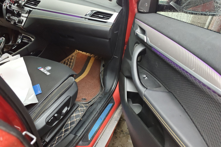 宝马X2(进口) 2018款 sDrive25i 豪华型M越野套装 国V局部细节9005