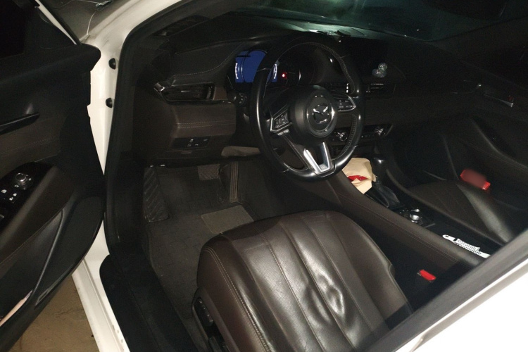 马自达 阿特兹 2020款 2.5L 蓝天尊崇版中控内饰20