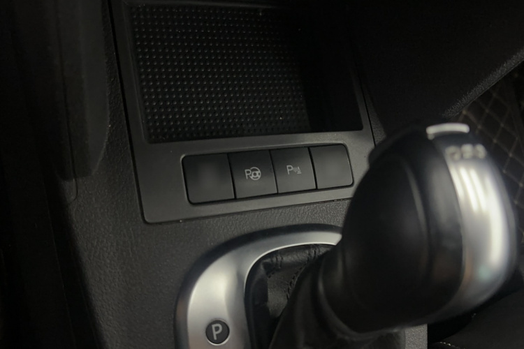 大众 途安 2015款 1.4T DSG豪华版5座局部细节9002