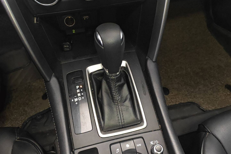 马自达CX-4 2018款 2.0L 自动两驱蓝天活力版 国VI局部细节18