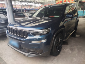 Jeep 大指挥官 2020款 2.0T 四驱夜鹰版
