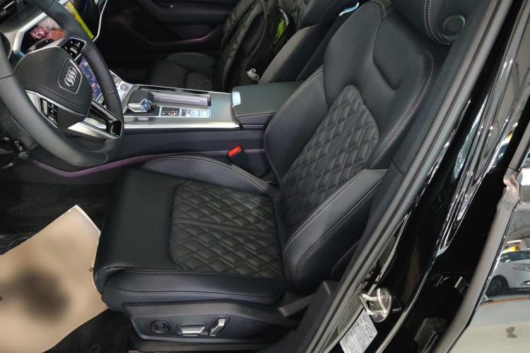 奥迪A6L 2026款 45 TFSI 臻选动感型局部细节19