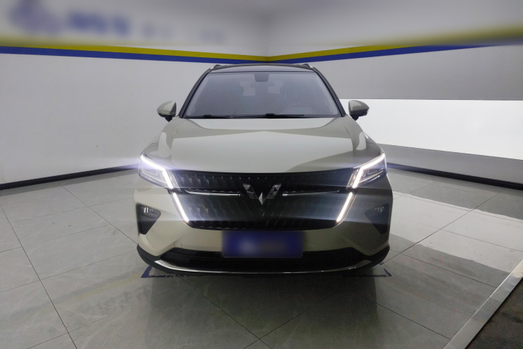 五菱汽车 五菱星辰 2021款 1.5T CVT星曜版车身外观2