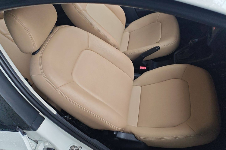 大众 桑塔纳 2016款 1.6L 自动风尚版中控内饰41