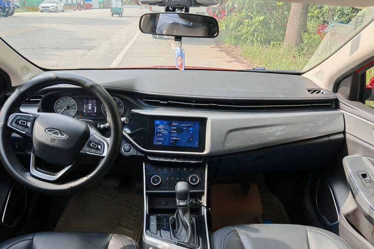 奇瑞 艾瑞泽5 2019款 1.5L CVT自在版 国V中控内饰7001