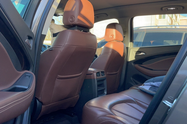 别克 昂科威 2019款 20T 两驱豪华型 国VI中控内饰7002