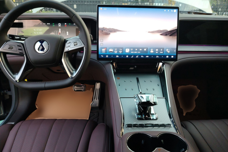 腾势Z9GT 2024款 1100四驱Pro版中控内饰12