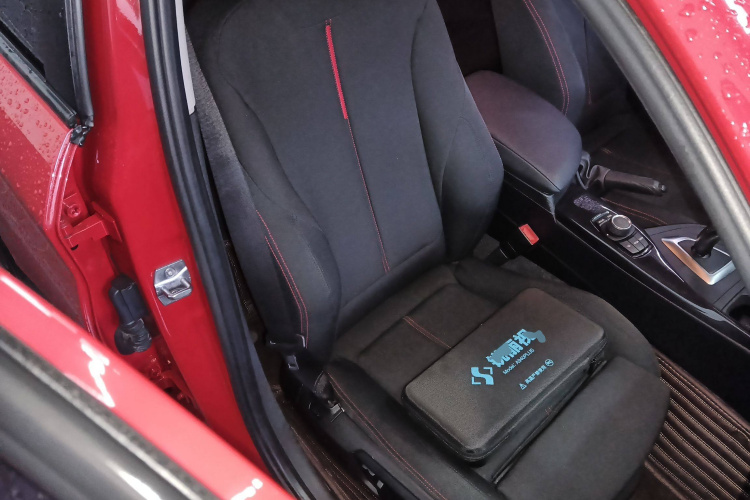 宝马1系(进口) 2013款 改款 118i 运动型局部细节41