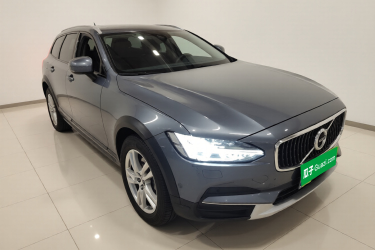 沃尔沃V90 2017款 Cross Country T5 AWD 智远版车身外观3