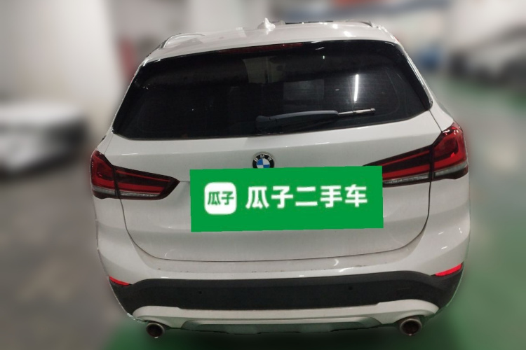 宝马X1 2020款 sDrive20Li 尊享型车身外观6004