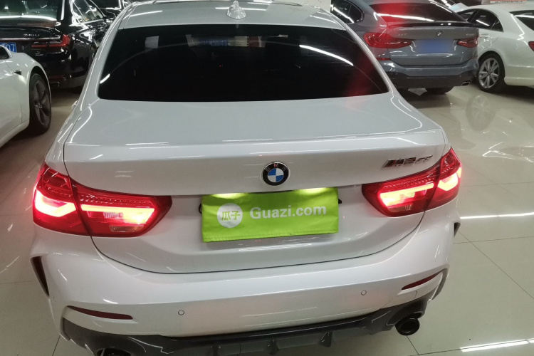 宝马1系 2021款 120i M运动曜夜版车身外观6