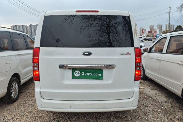 江淮瑞风 瑞风M3 2023款 1.8L 7/8座智联版车身外观6