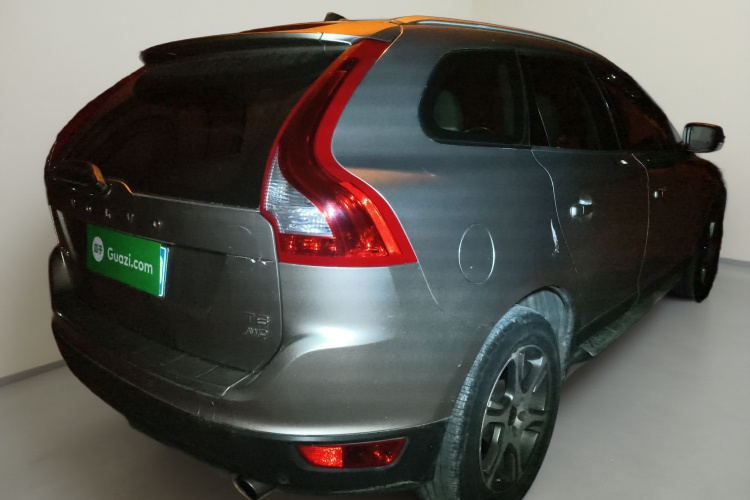 沃尔沃XC60(进口) 2012款 T6 AWD舒适版车身外观7