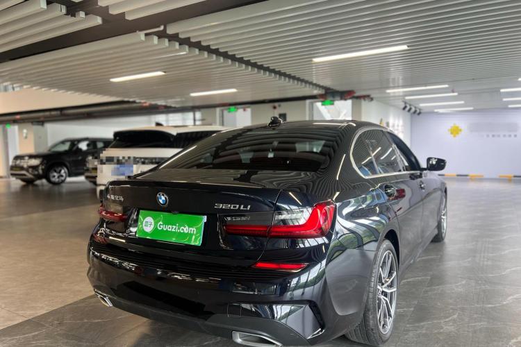 宝马3系 2022款 改款 320Li M运动套装车身外观6005