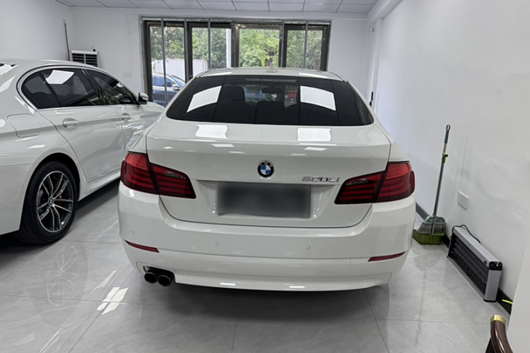 宝马5系 2013款 520Li 典雅型车身外观6002