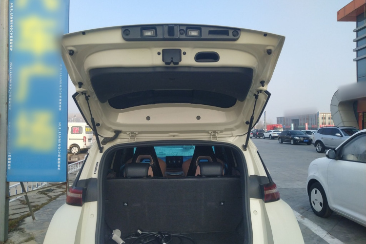 比亚迪 海鸥 2023款 自由版机舱底盘23